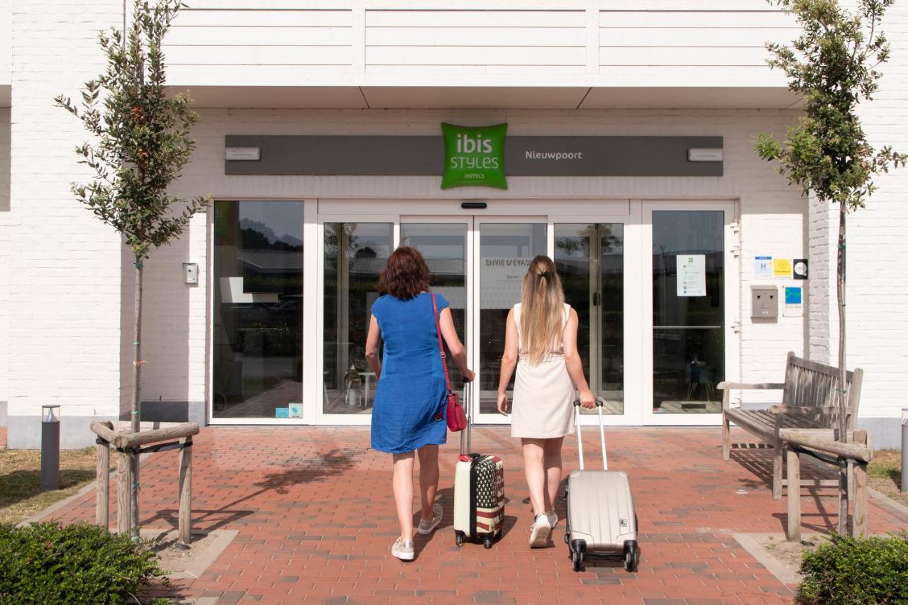 Ibis Styles Nieuwpoort Hotel Bagian luar foto