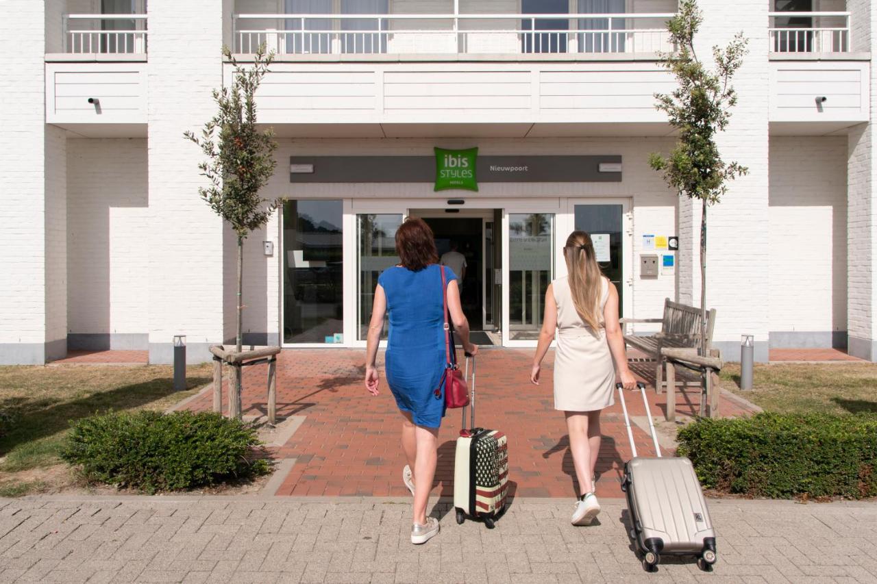 Ibis Styles Nieuwpoort Hotel Bagian luar foto